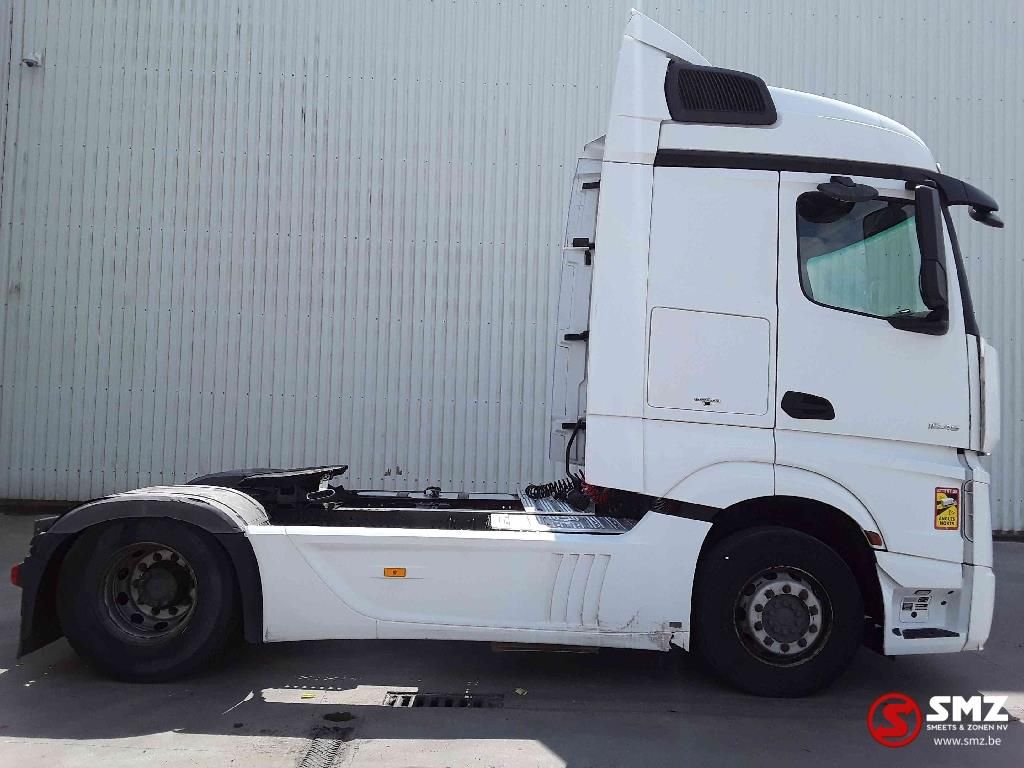 Mercedes Actros 1845 StreamSpace 2m50