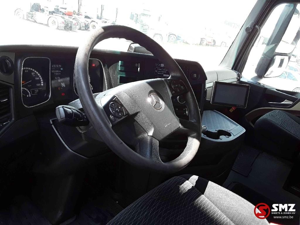 Mercedes Actros 1845 StreamSpace 2m50