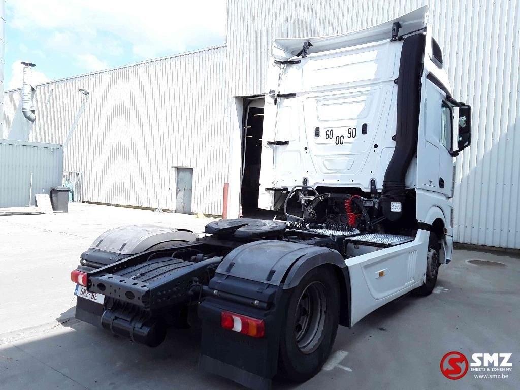 Mercedes Actros 1845 StreamSpace 2m50