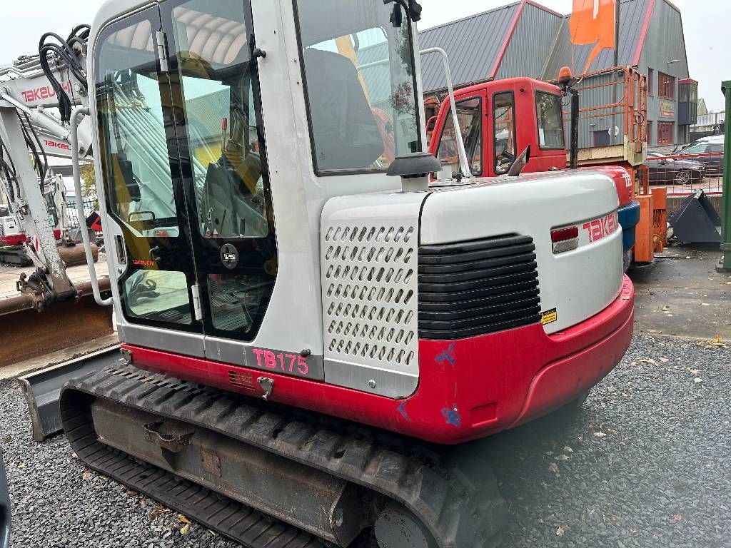 Takeuchi TB 175 3-delige giek (triple giek)