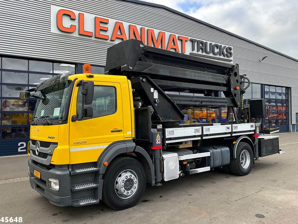 Mercedes-Benz Axor 1828 GSR 32 Meter hoogwerker met Jib