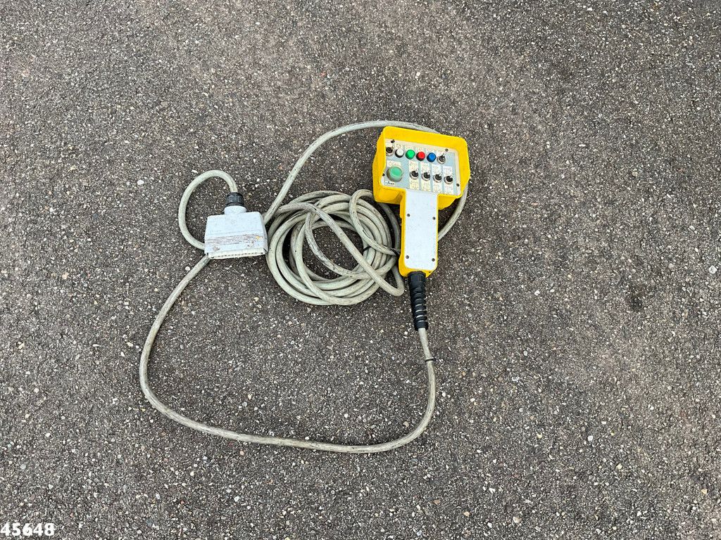 Mercedes-Benz Axor 1828 GSR 32 Meter hoogwerker met Jib