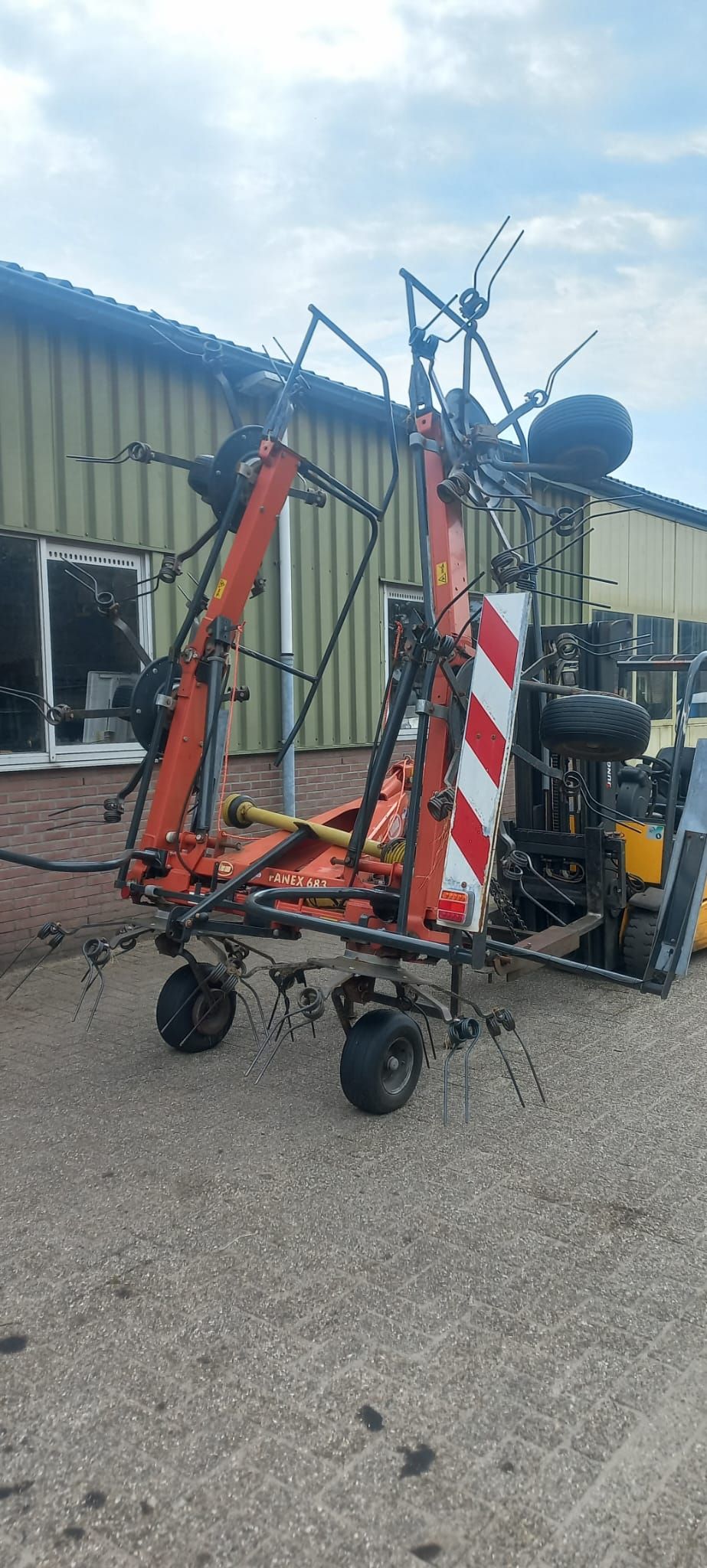 Vicon Fanex 683