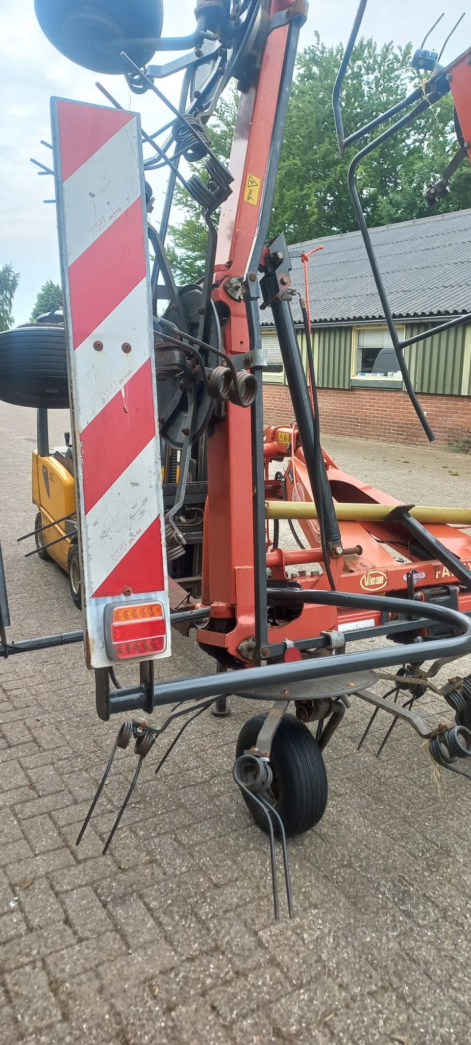 Vicon Fanex 683