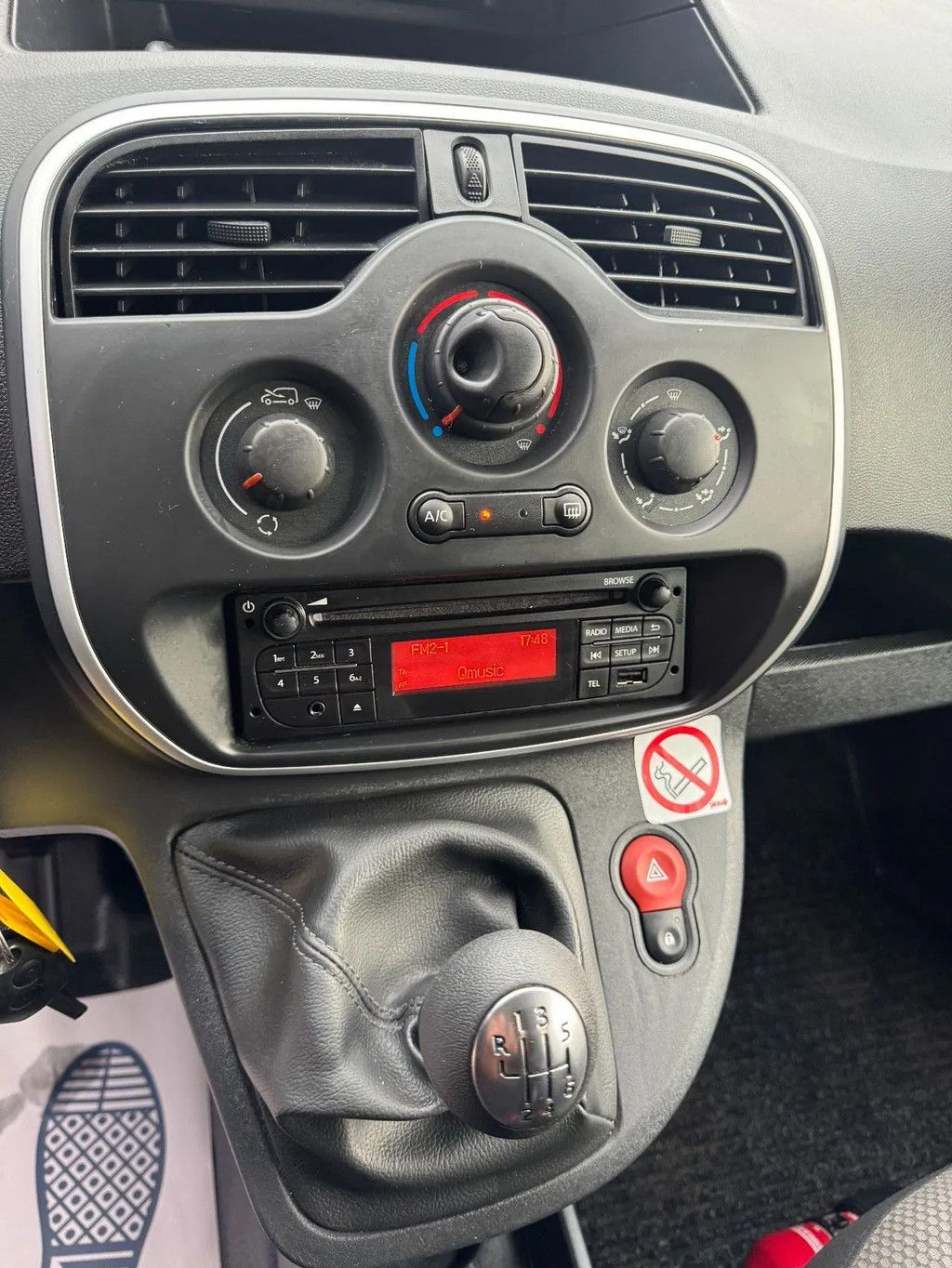 Renault Kangoo **EURO 6D-AIRCO-59KW**