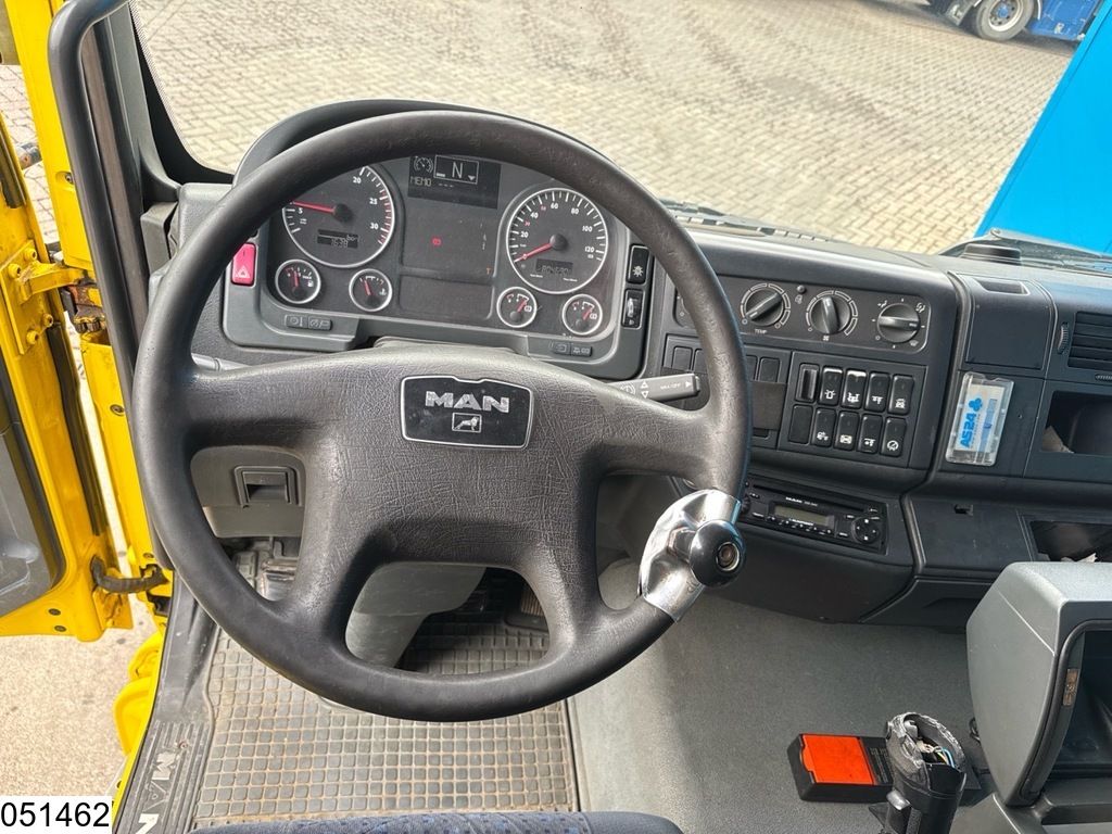 MAN TGA 35 400 8x2, Handgeschakeld, Fassi, Remote