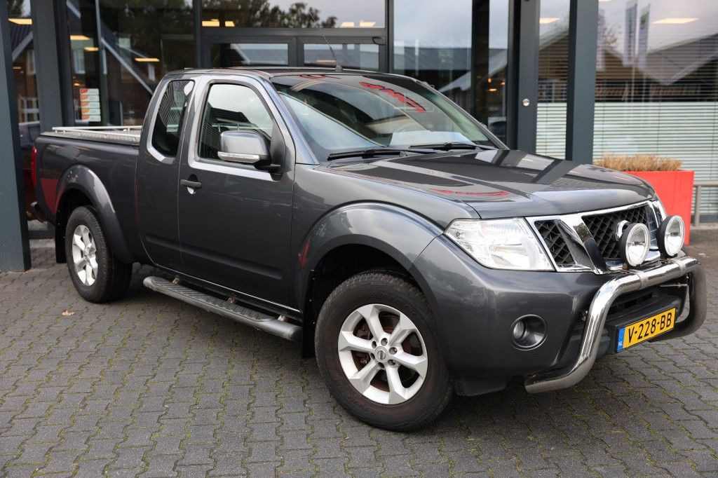 Nissan Navara 2.5 DCI X-TRA SE 4WD VAN MARGE