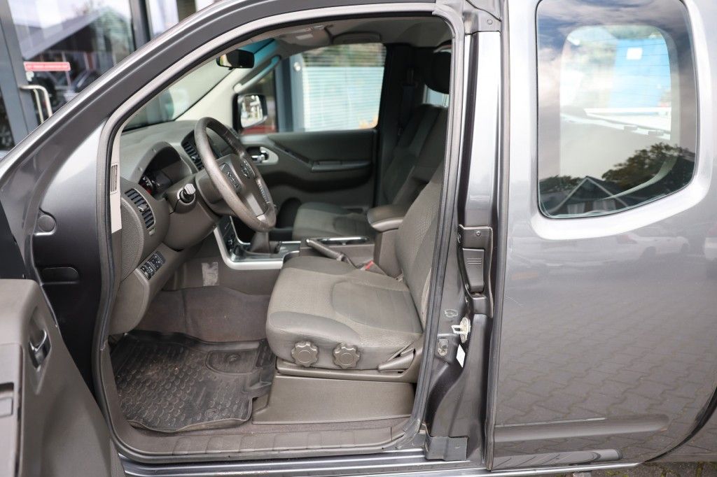 Nissan Navara 2.5 DCI X-TRA SE 4WD VAN MARGE