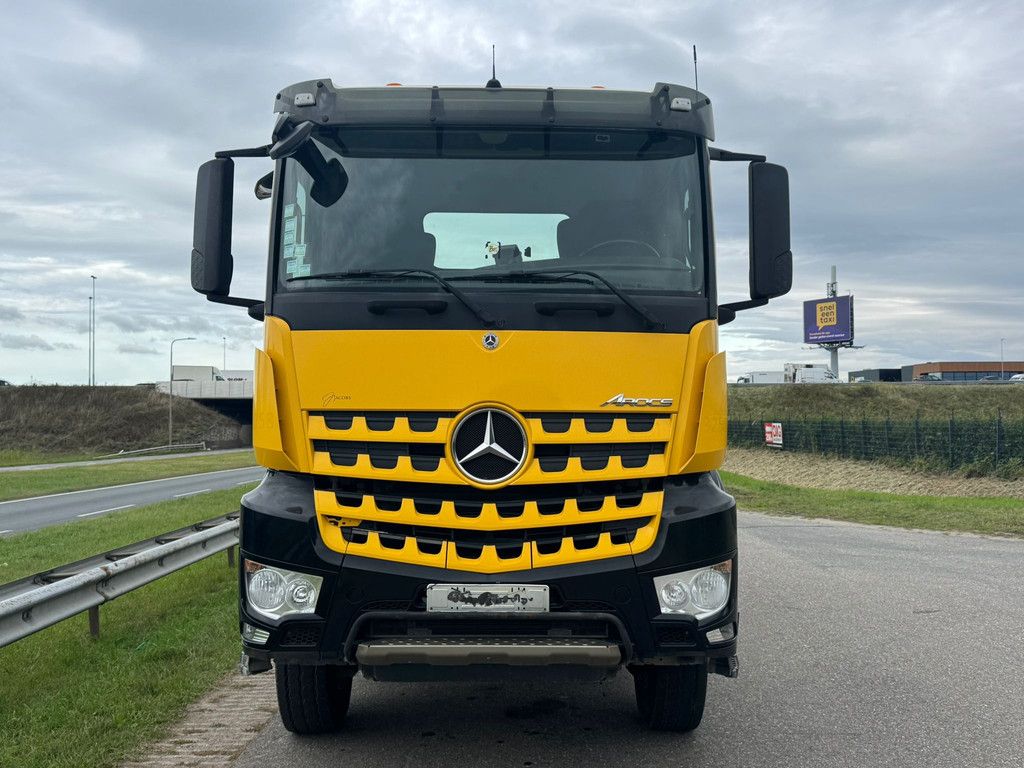 MercedesBenz AROCS 3345