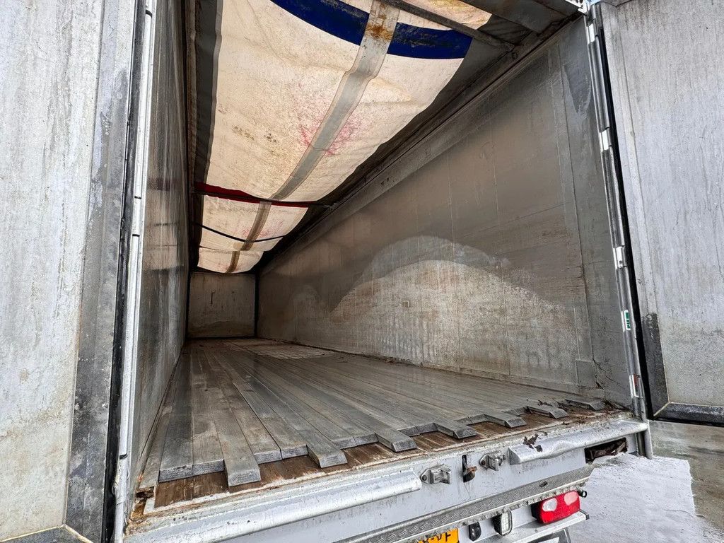 Kraker CF 200 92m3 Cargo Floor 10MM 2x Liftachse Silver