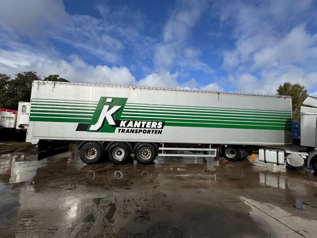 Kraker CF 200 92m3 Cargo Floor 10MM 2x Liftachse Silver