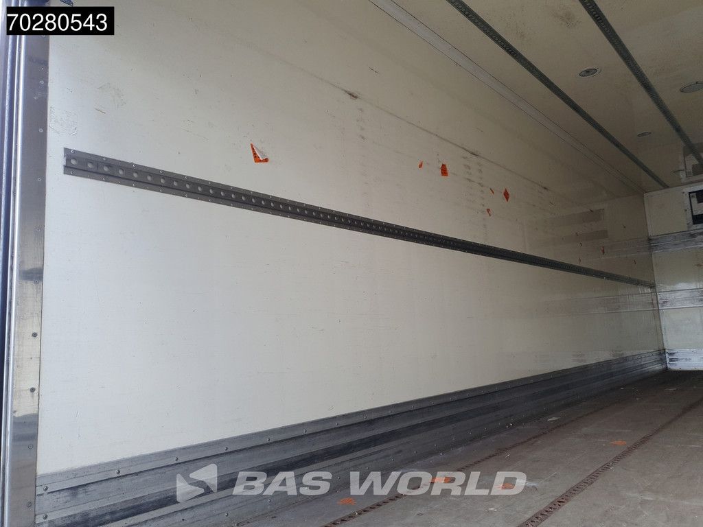 Mercedes Atego Atego 1218 4X2 12t NL-Truck Mitsubishi TDJ430D cooler 1500kg Ladebordwand Euro 5