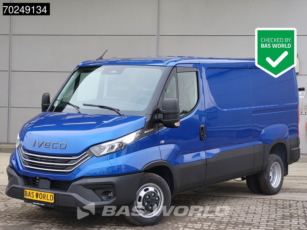 Iveco Daily 35C21 Uniek! 3.0L Automaat Laag Dak L2H1 3,5t Trekhaak LED ACC Navi Camera Parkeersensoren CarPlay Euro6 L2 8m3 A/C Towbar