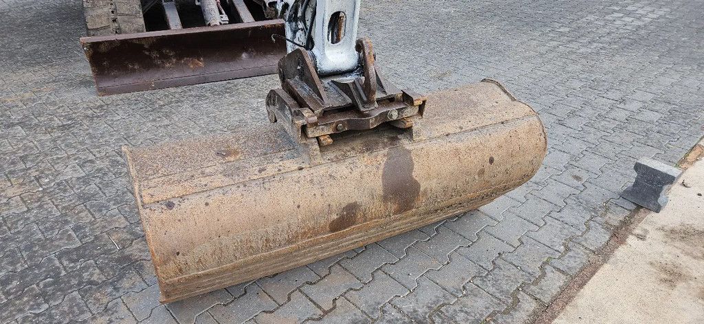 Takeuchi TB250