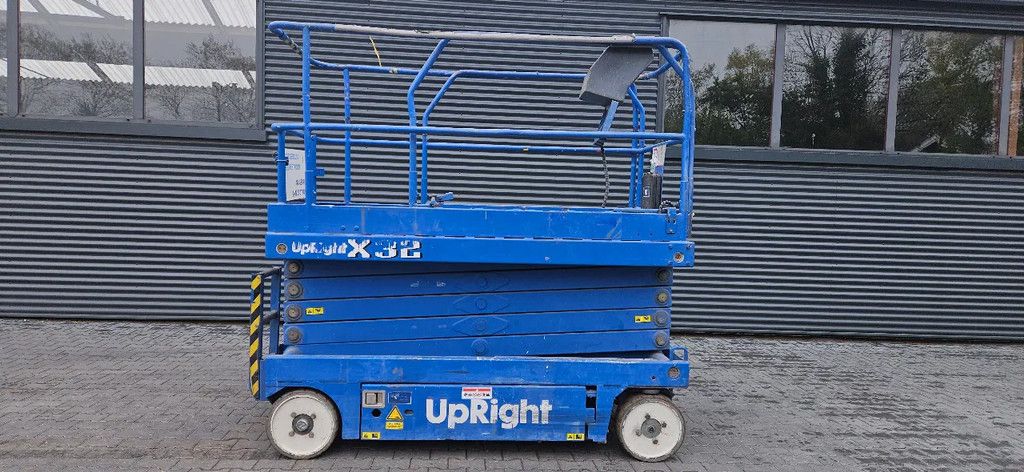 Upright X 32