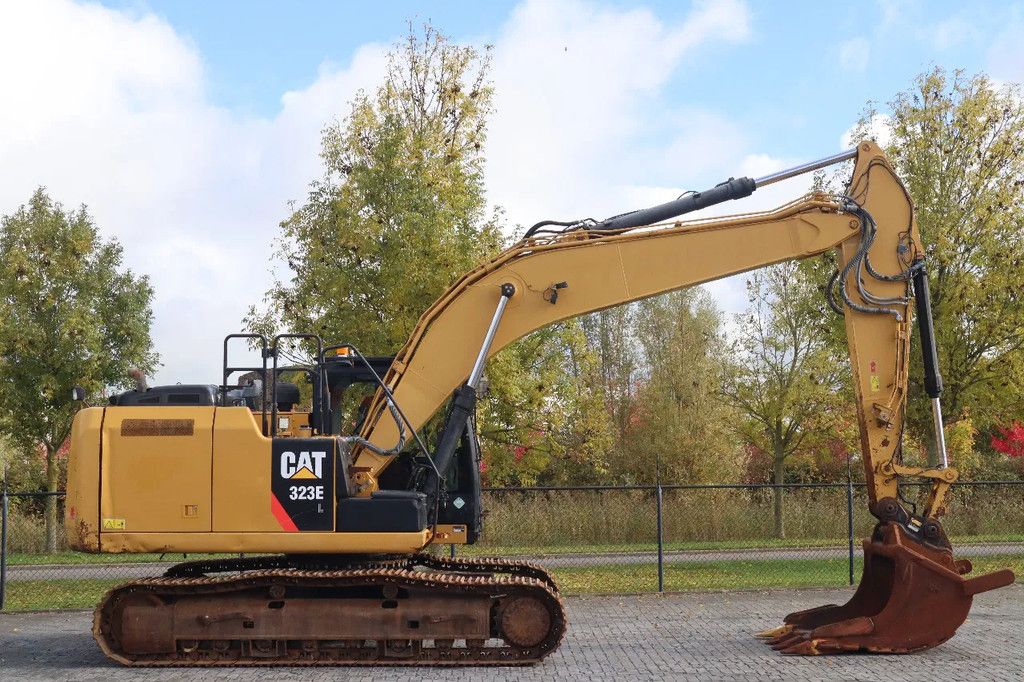 Caterpillar 323EL | 323 EL | BUCKET | QUICK COUPLER