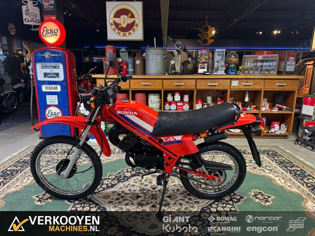 1980 Honda MT-5 Rood KN200