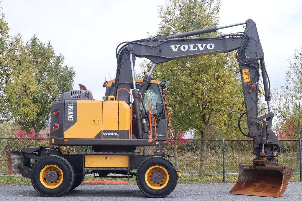 Volvo EWR 150 E | ROTOTILT | BUCKET | TRAILER HYDR