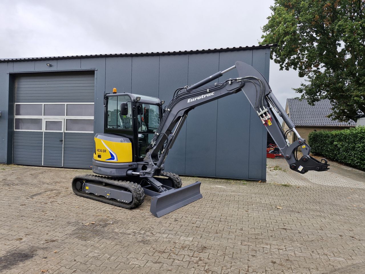 Eurotrac HE36-SR C Demo machine Lease mogelijk