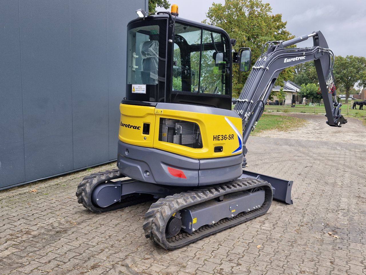 Eurotrac HE36-SR C Demo machine Lease mogelijk