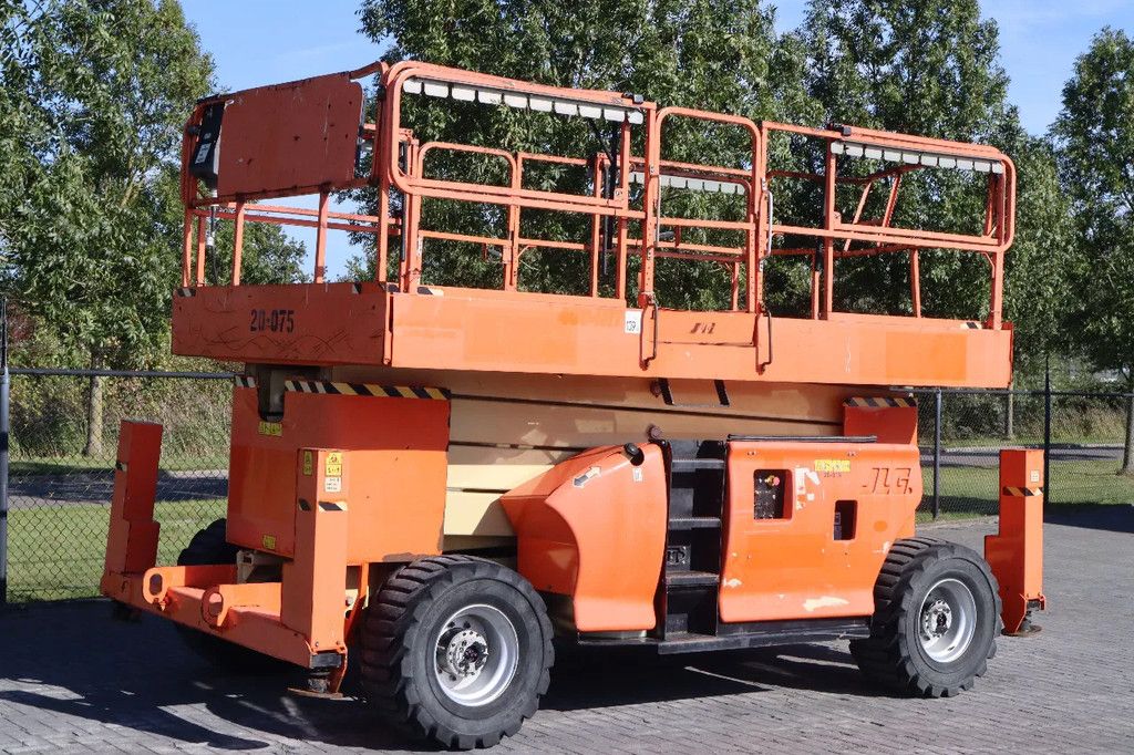 JLG 4394 RT MEGA DECK | 15 METER | 680 KG