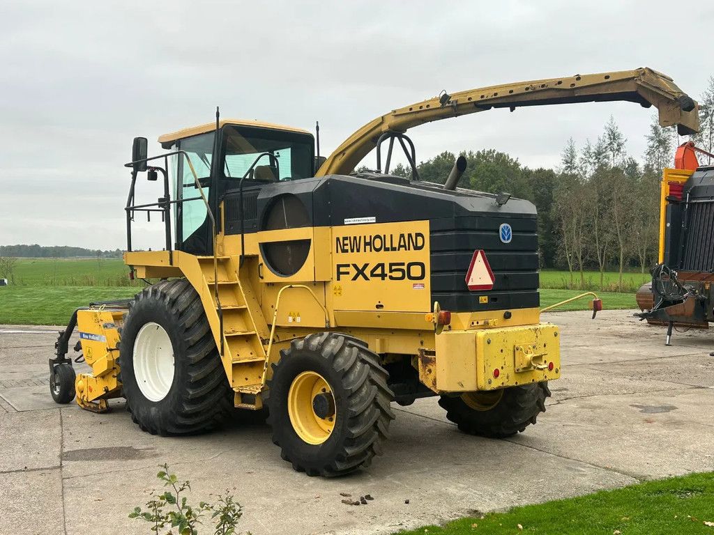 New Holland FX 450 Hakselaar Gras hakselaar