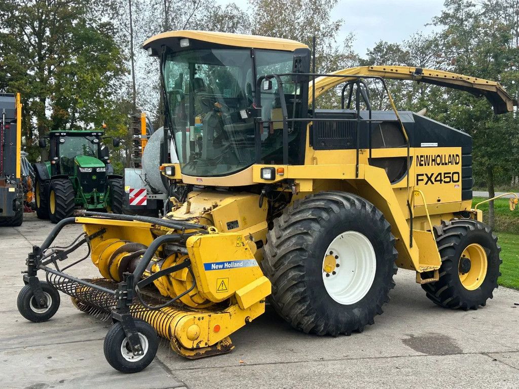New Holland FX 450 Hakselaar Gras hakselaar