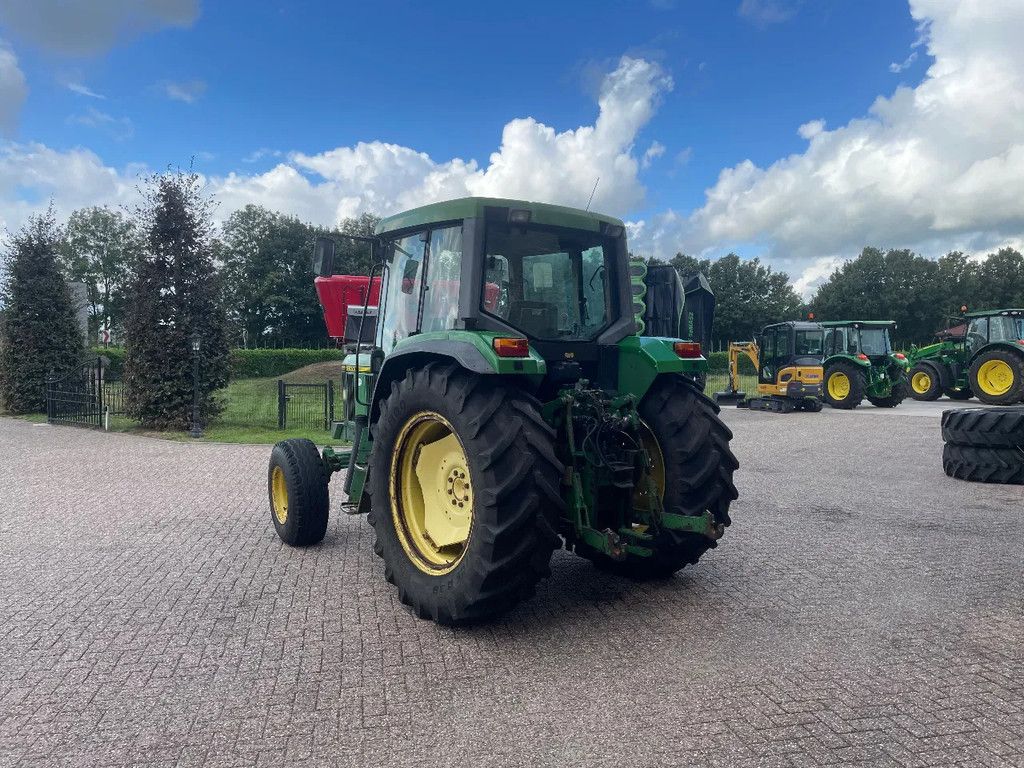John Deere 6100
