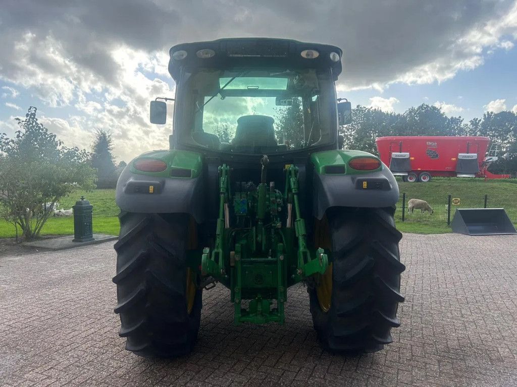 John Deere 6115R