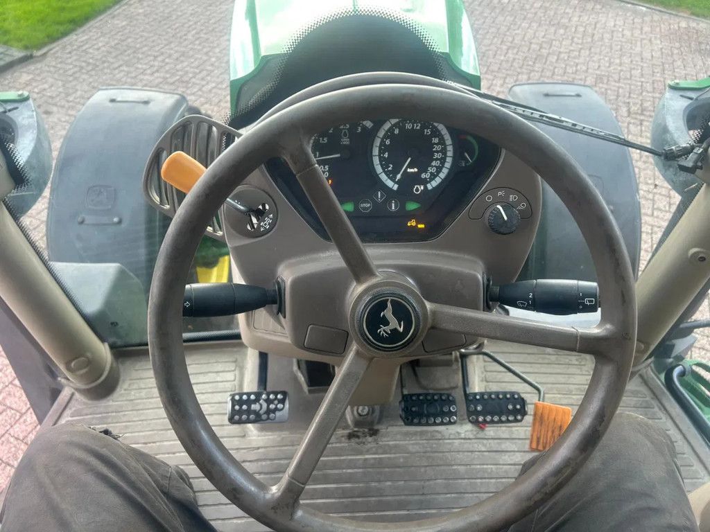 John Deere 6115R