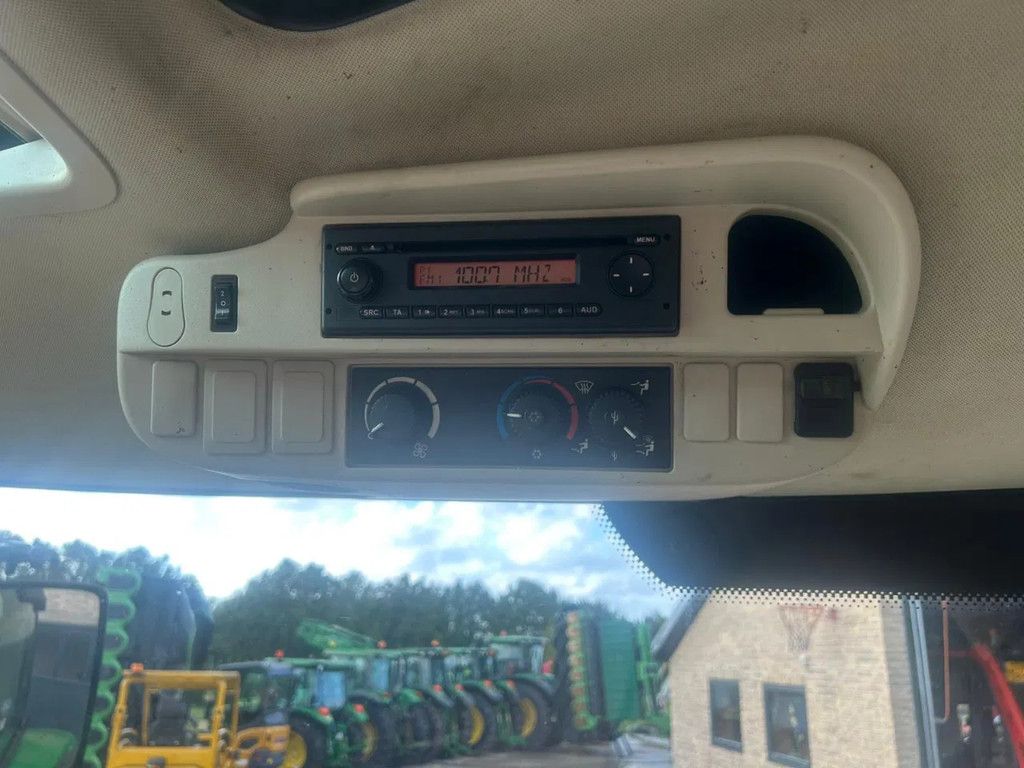 John Deere 6115R
