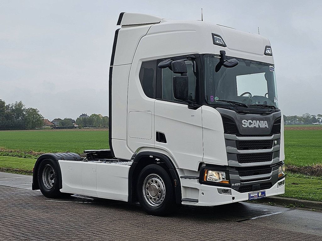 SCANIA R450