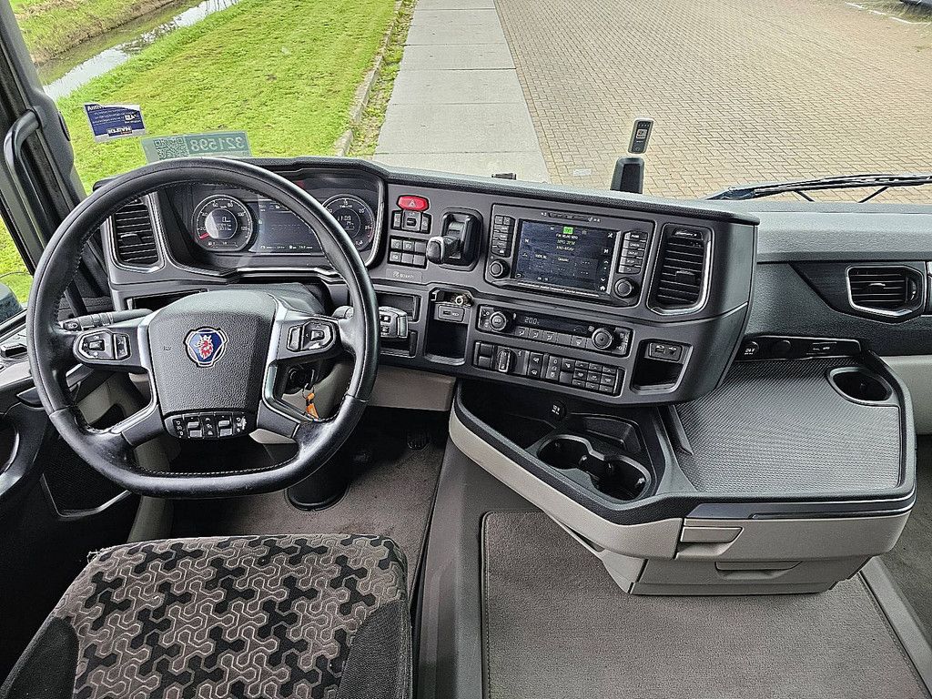 SCANIA R450