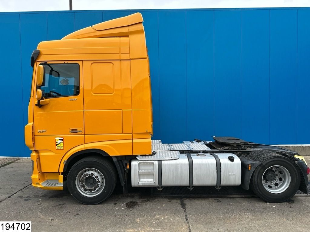 DAF XF 480 EURO 6, 2 Tanken