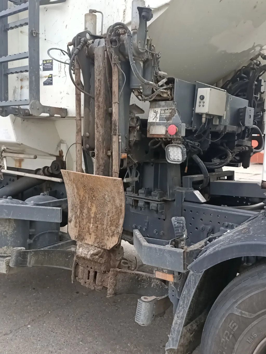 DAF CF 75