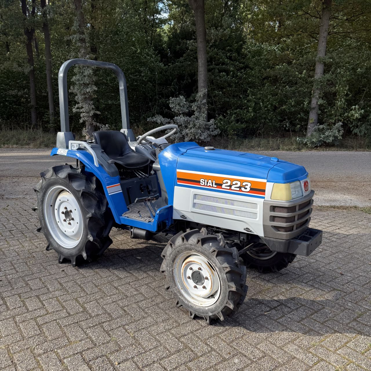 Iseki Sial 223 mini