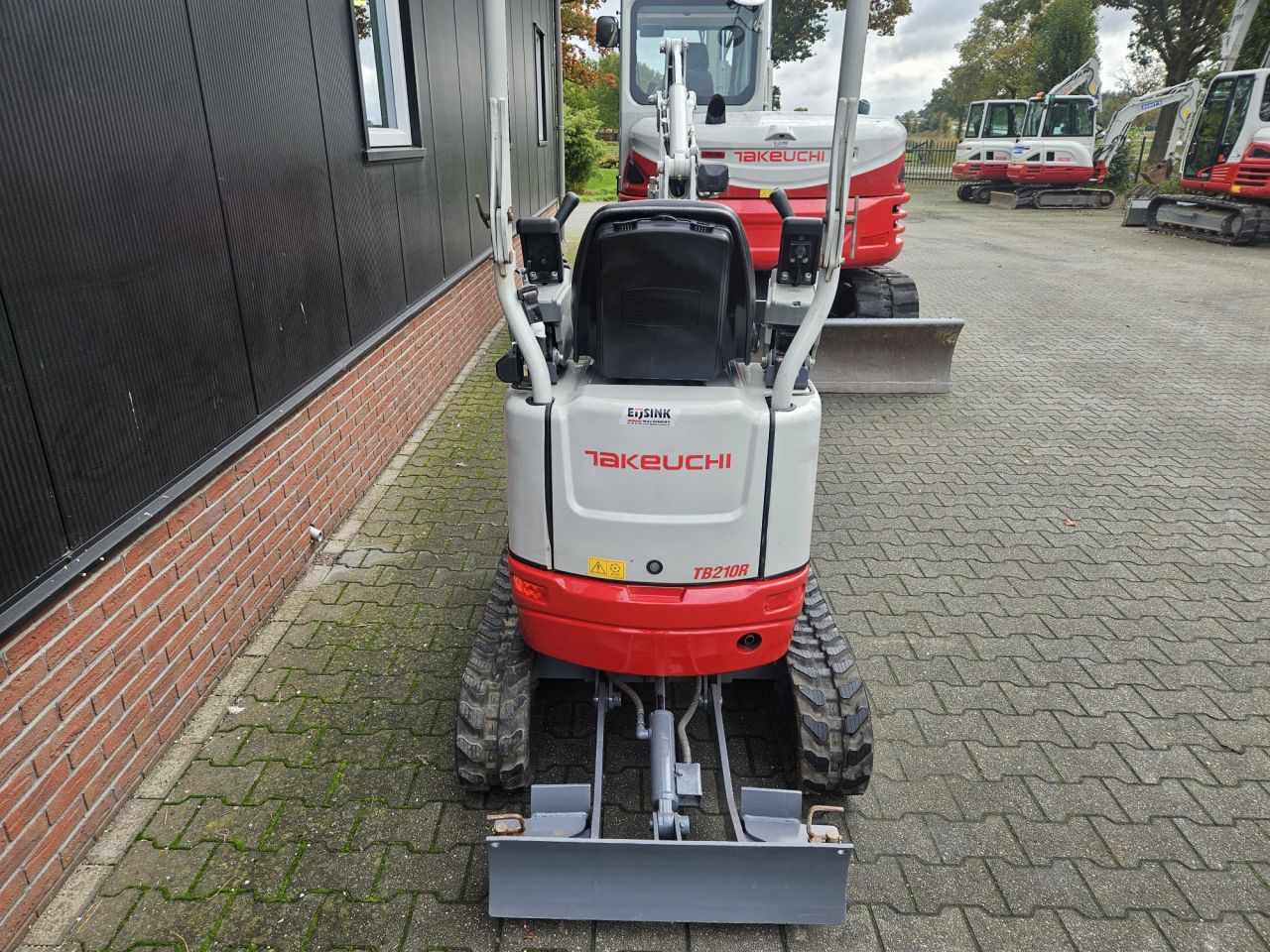Takeuchi TB210R - 550 uur