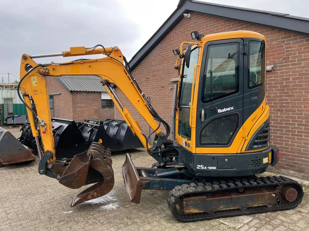 Hyundai Robex 25 - 9 AK Minigraver Graafmachine