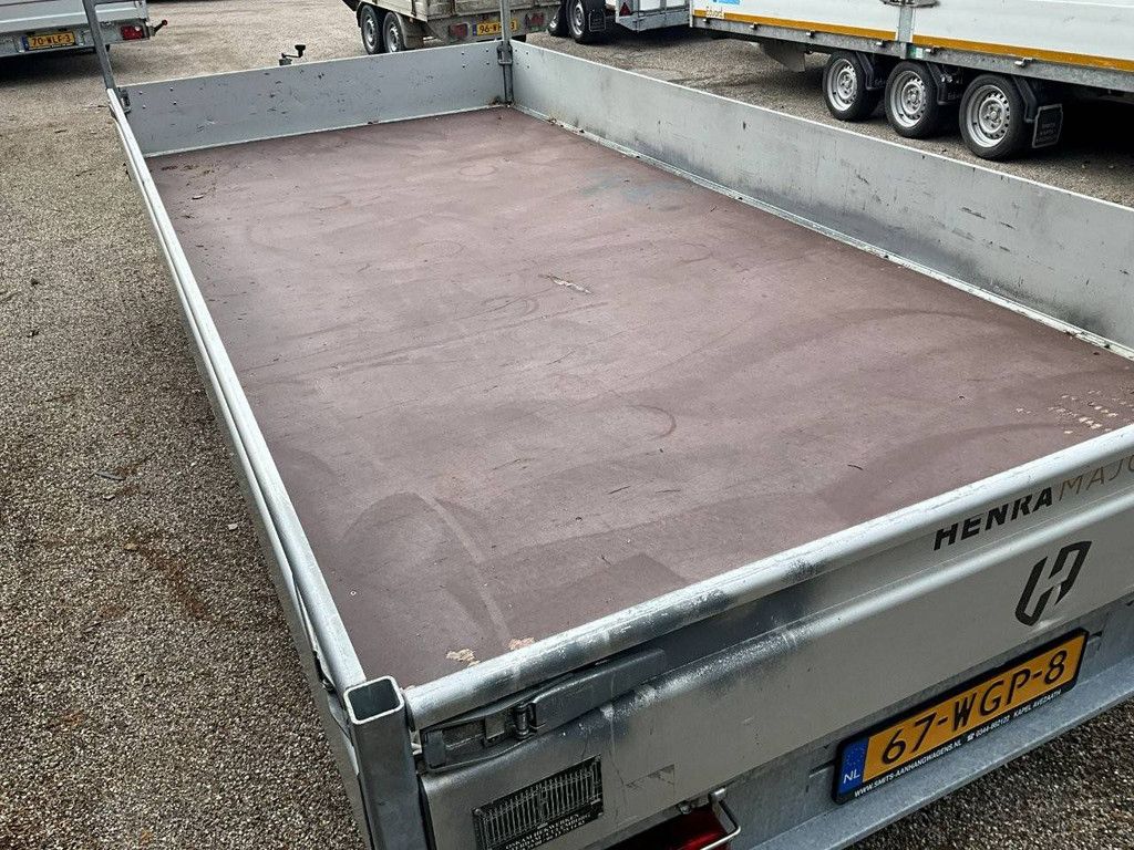 Plattformwagen Henra 2700kg 2023