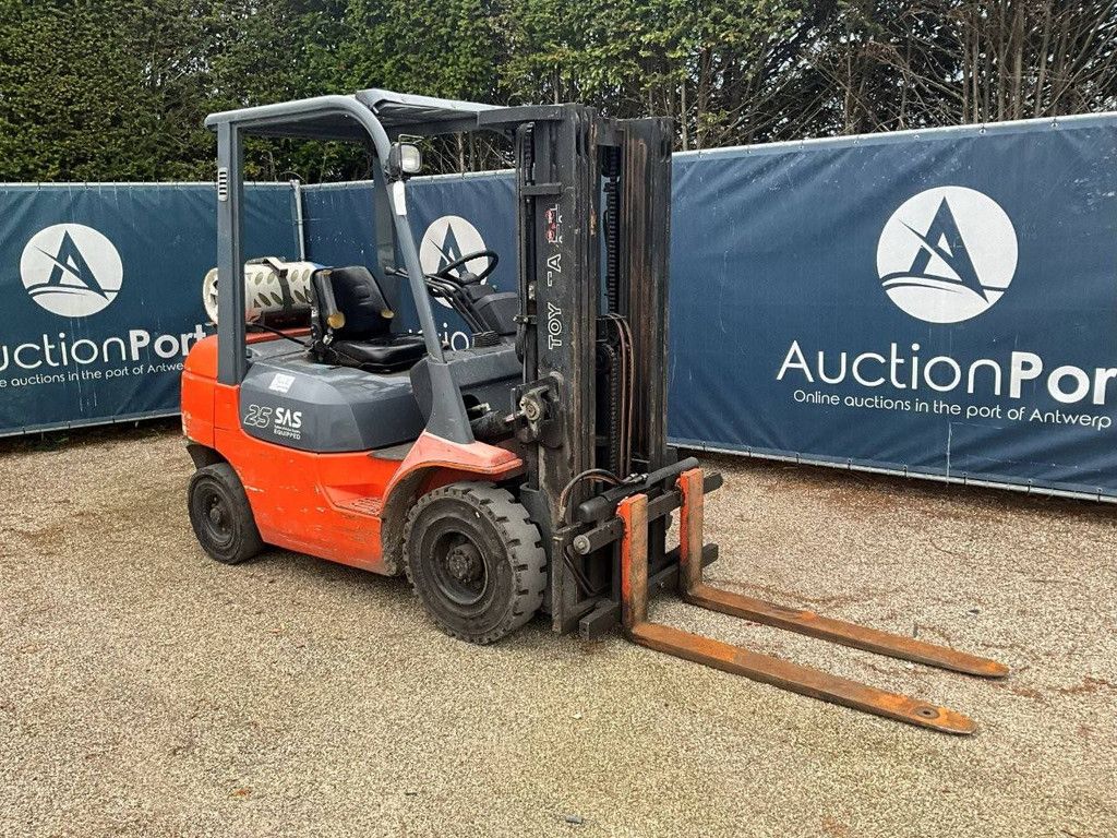 Forklift Toyota 42-7FGF25 LPG 2500kg 2001
