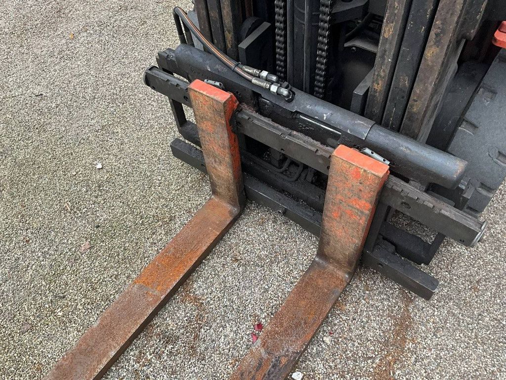 Forklift Toyota 42-7FGF25 LPG 2500kg 2001