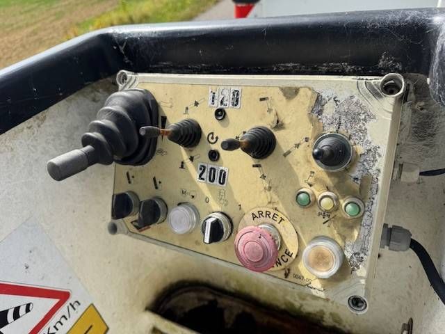 Renault Master 2.5DCI Diesel 13.5m 2008 Self-Propelled Aerial Work Platform