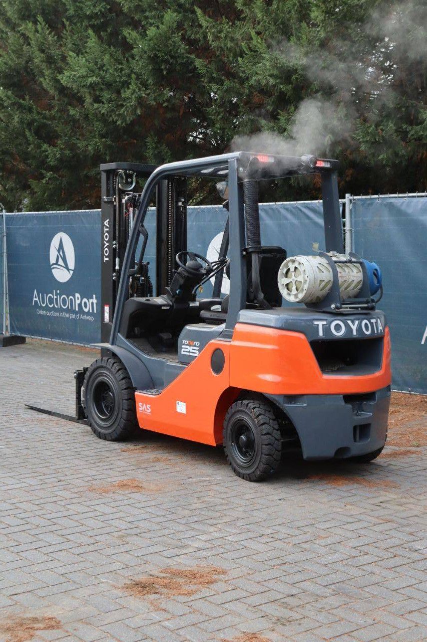 Heftruck Toyota 02-8FGF25 LPG 2000kg 4.7m 2022 Nieuw