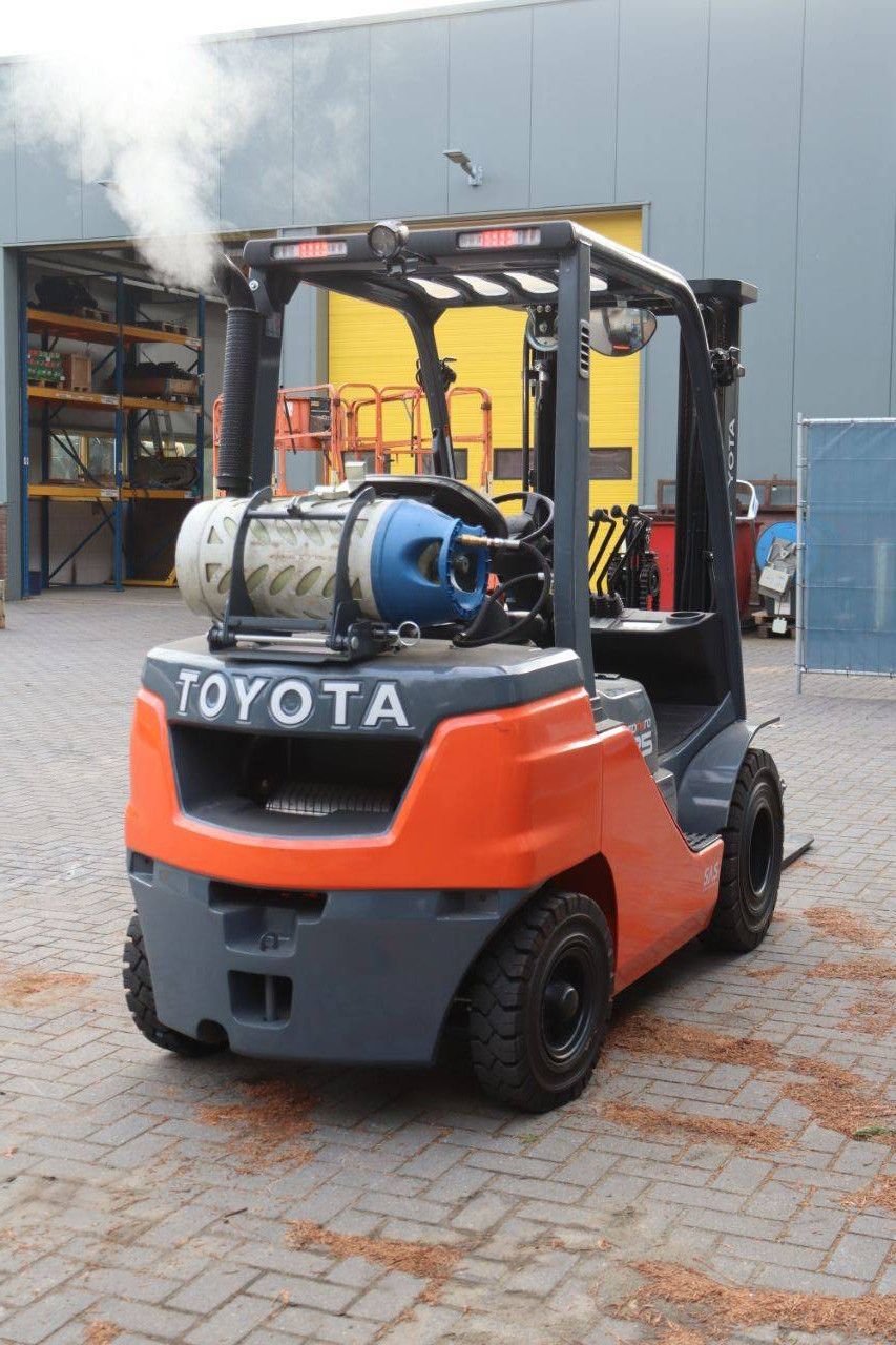 Heftruck Toyota 02-8FGF25 LPG 2000kg 4.7m 2022 Nieuw