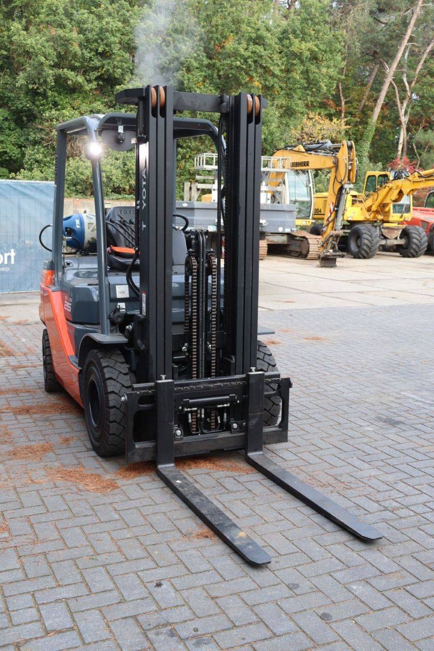 Heftruck Toyota 02-8FGF25 LPG 2000kg 4.7m 2022 Nieuw