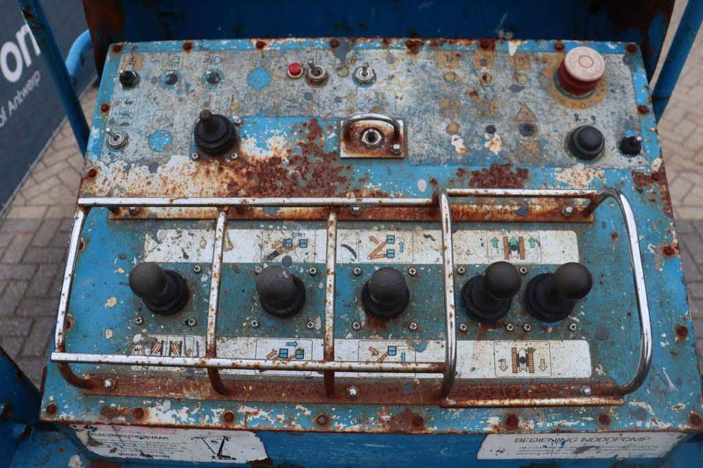 Telescoophoogwerker Aichi SR18A Diesel 20m 2007