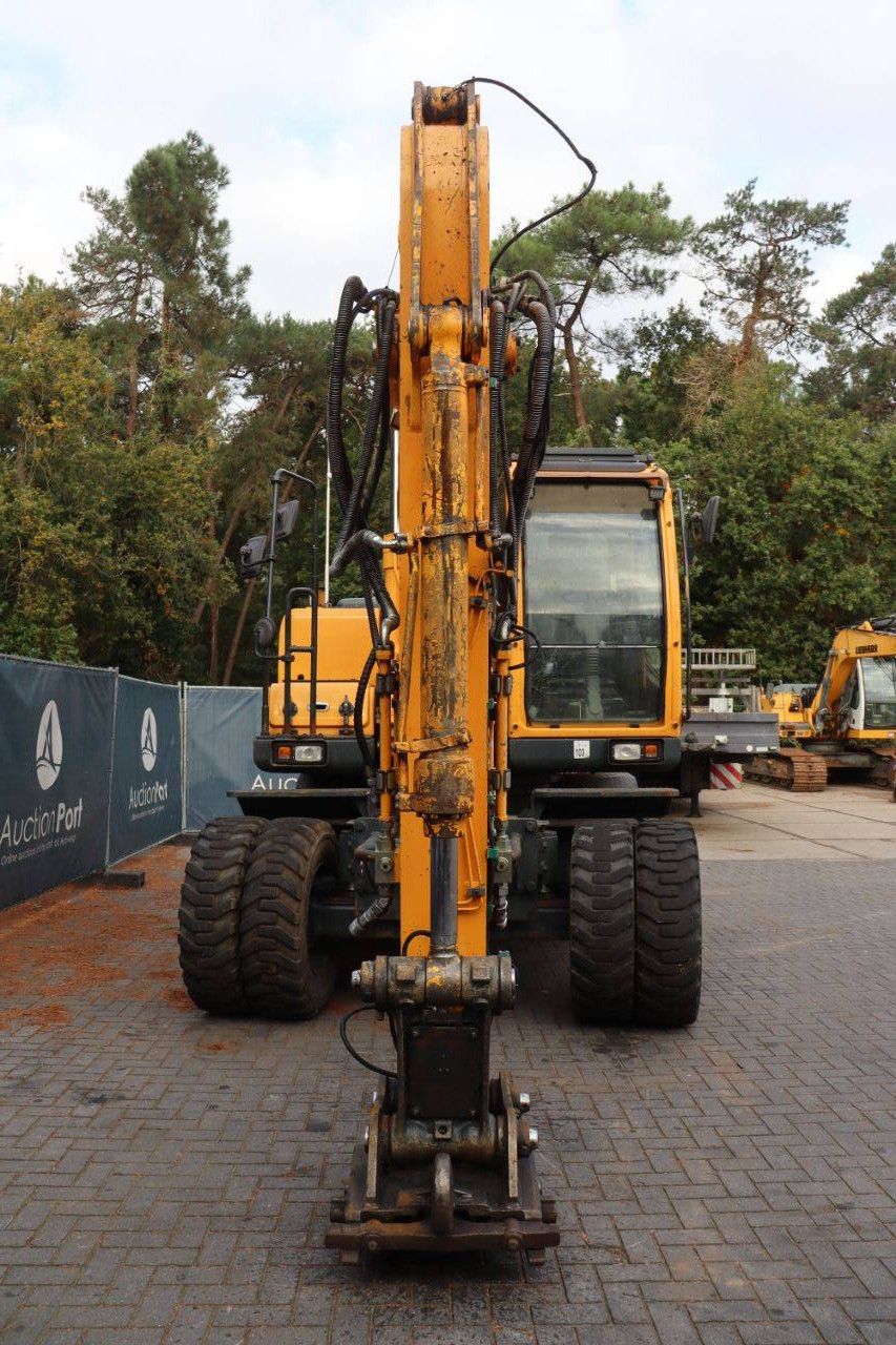 Hyundai R160W-9A Diesel Wheel Excavator 2016