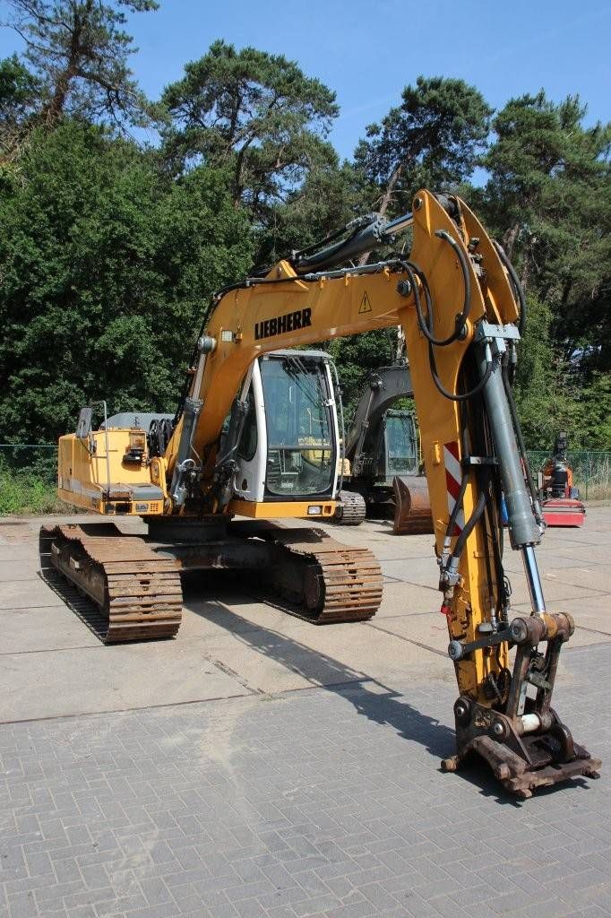 Crawler excavator Liebherr R 900 C Litronic Diesel 2012
