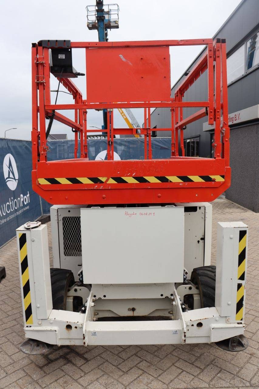 Scissor lift Genie GS3369RT Diesel 12m 2013