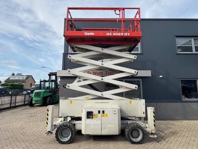 Scherenbühne Genie GS4059RT Diesel 14m 2014